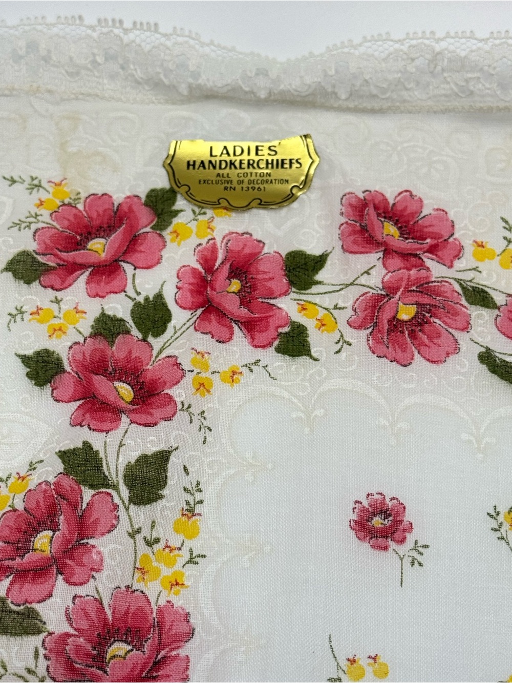 Bundle of 5 Vintage Linens - Picture 8 of 9